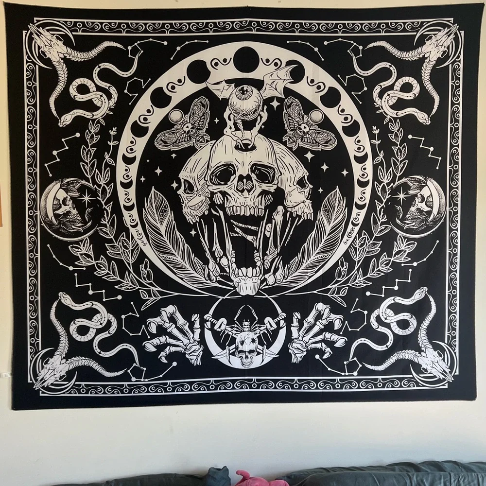 Black and White Skull Tapestry Wall Art - Home Wall Decor